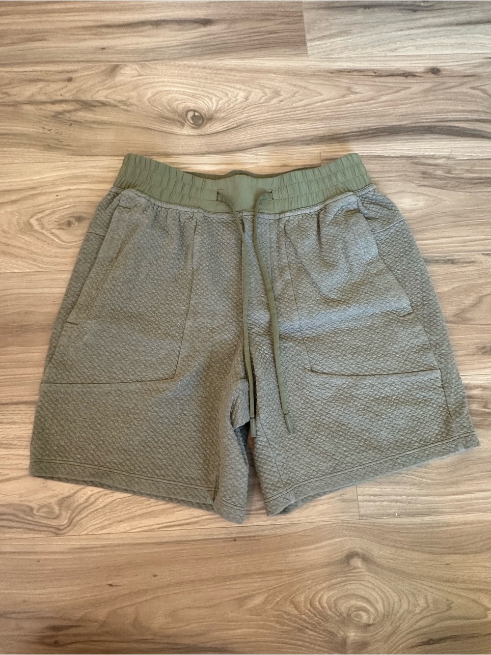 lululemon athletica Olive Green Quilted Drawstring Shorts